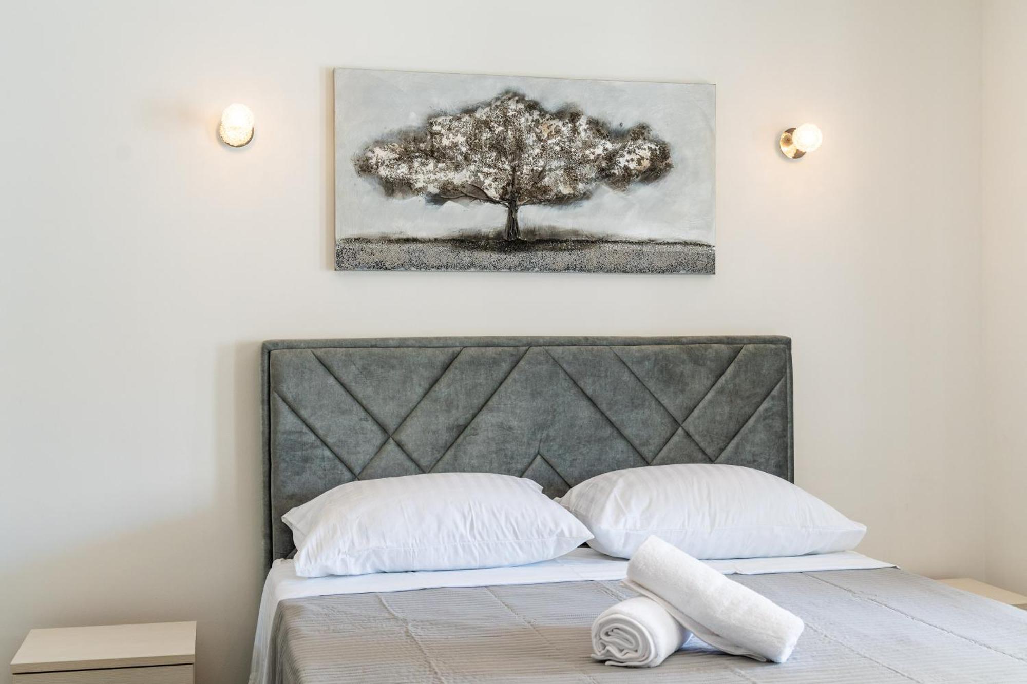 Feather Studio Apartment - Free Private Parking - Self Check-In Dubrovnik Dış mekan fotoğraf