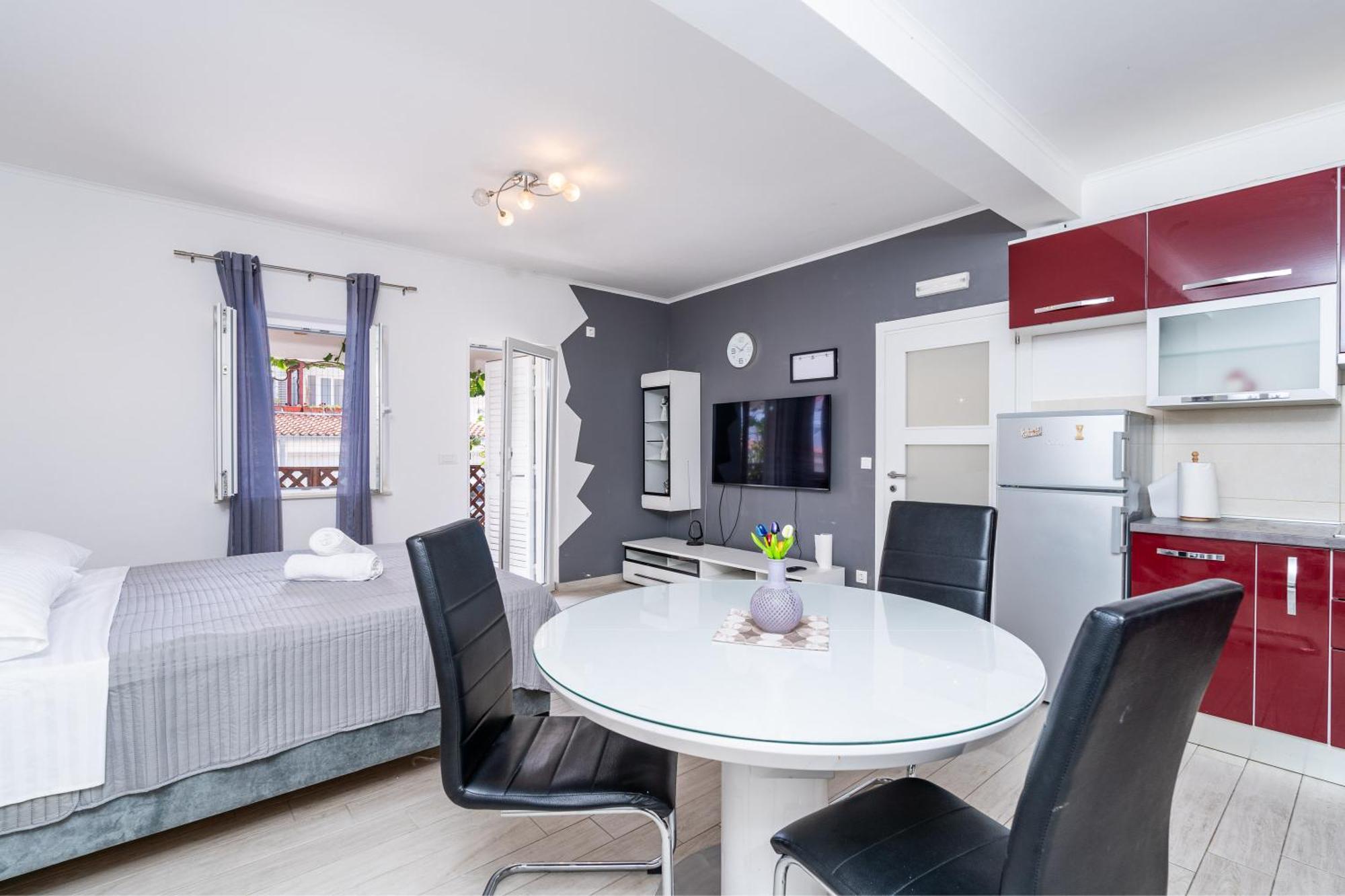 Feather Studio Apartment - Free Private Parking - Self Check-In Dubrovnik Dış mekan fotoğraf